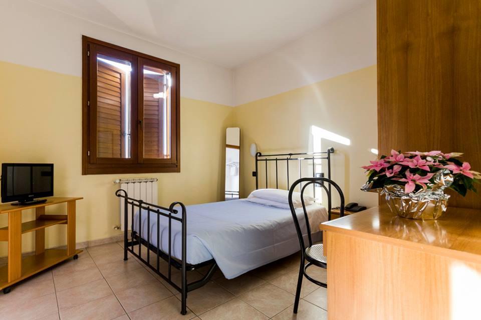 Hotel Fattori Болонья Экстерьер фото