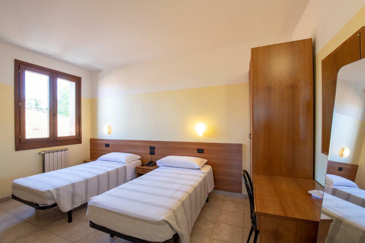 Hotel Fattori Болонья Экстерьер фото